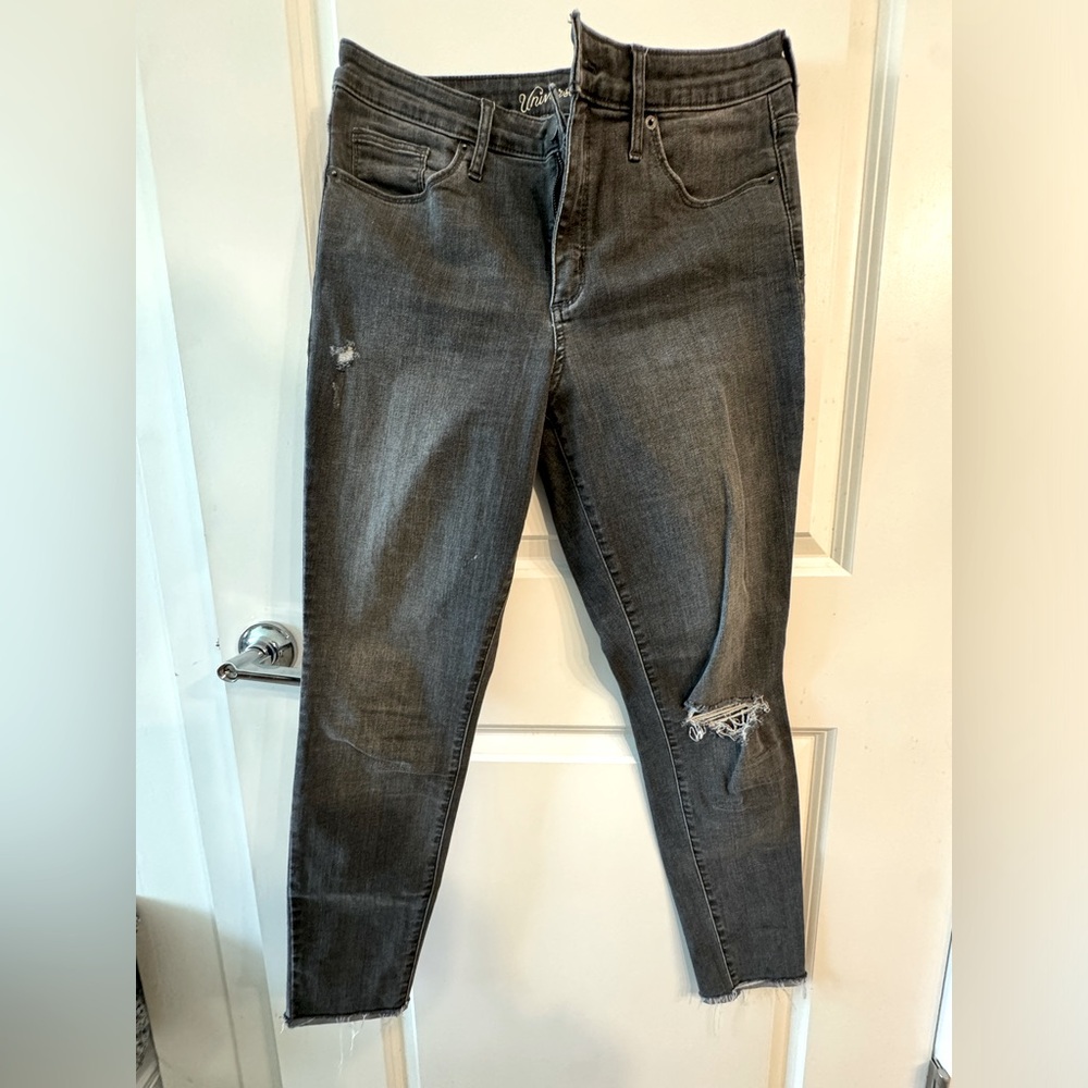 Gray skinny jeans, from target. Size 10/30R.